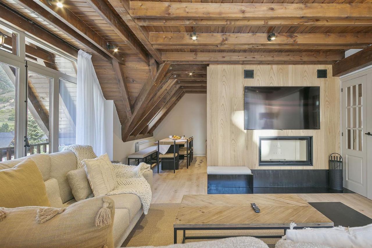 Luderna - Duplex Aiguamog Lägenhet Arties Exteriör bild